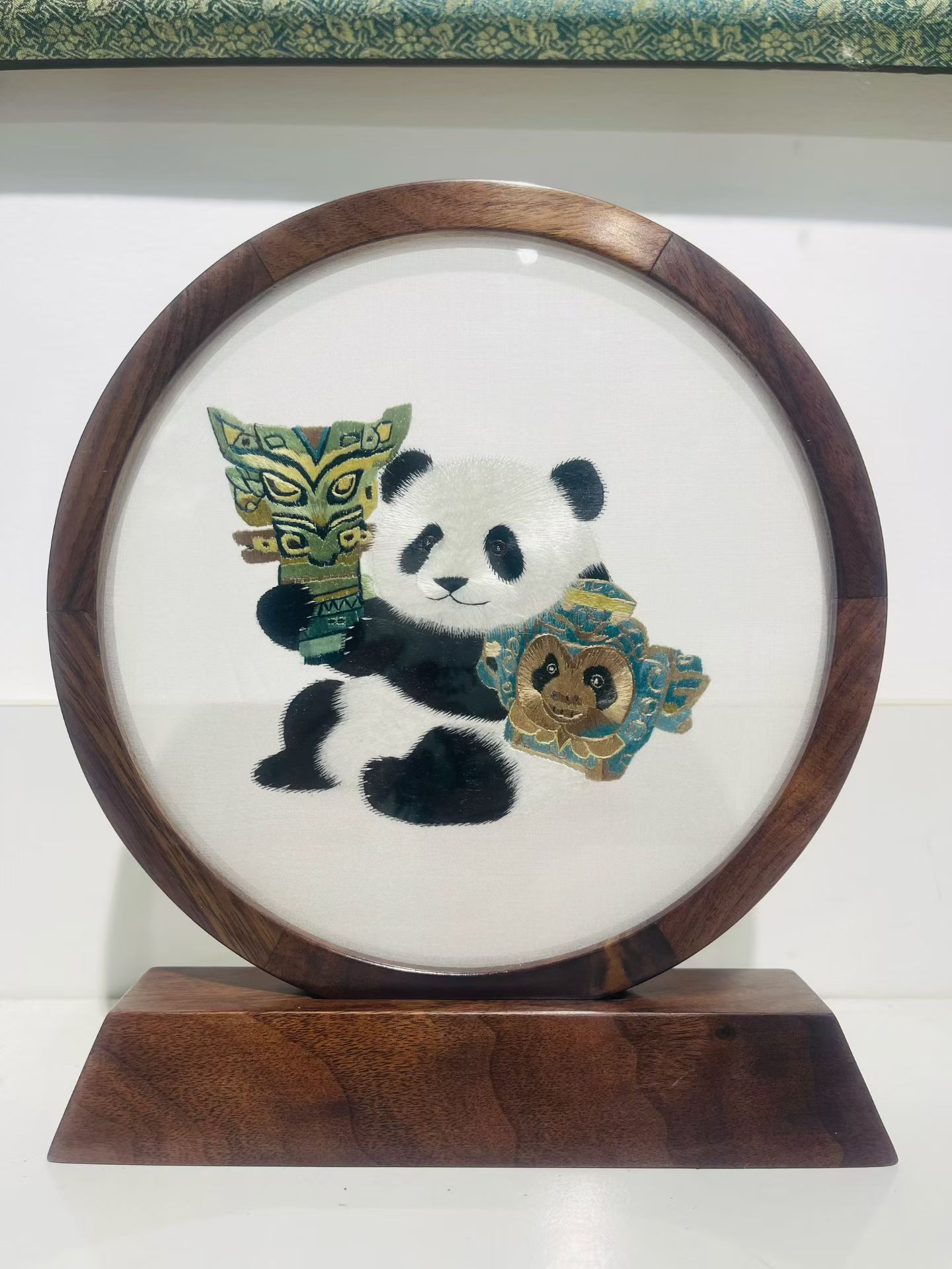 胡桃木三星堆熊猫