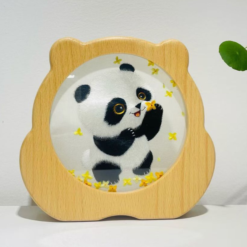 蜀绣小可爱熊猫